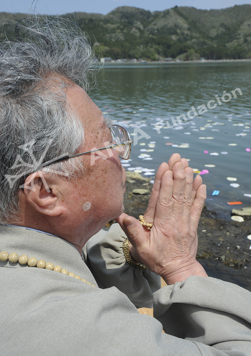 ” Oración por mano religiosa ” de Shökö HASHIMOTO en AN-A FUNDACIÓN